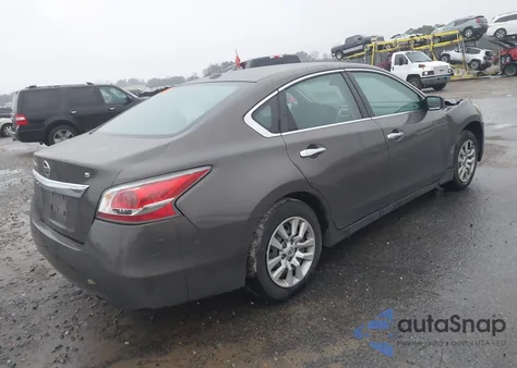 2015 Nissan Altima 2.5/2.5 S/2.5 Sl/2.5 Sv из США, поврежденный, VIN 1N4AL3AP0FN883611